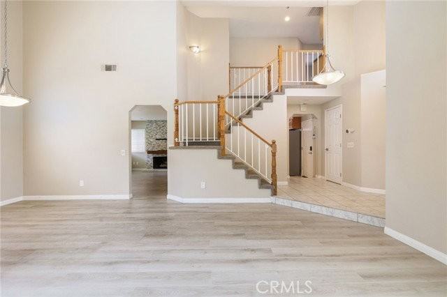 23205 Azela Cir - Photo 7 of 8