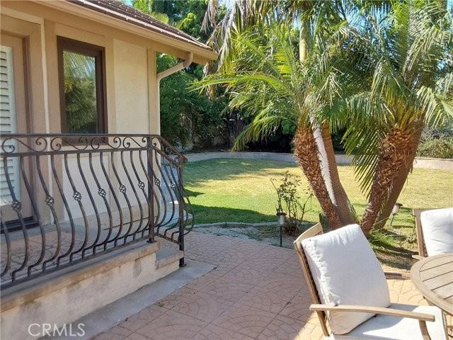 25941 Nellie Gail Rd - Photo 5 of 8