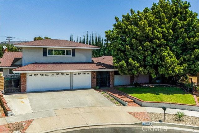 1335 N Sarita Pl - Photo 2 of 8