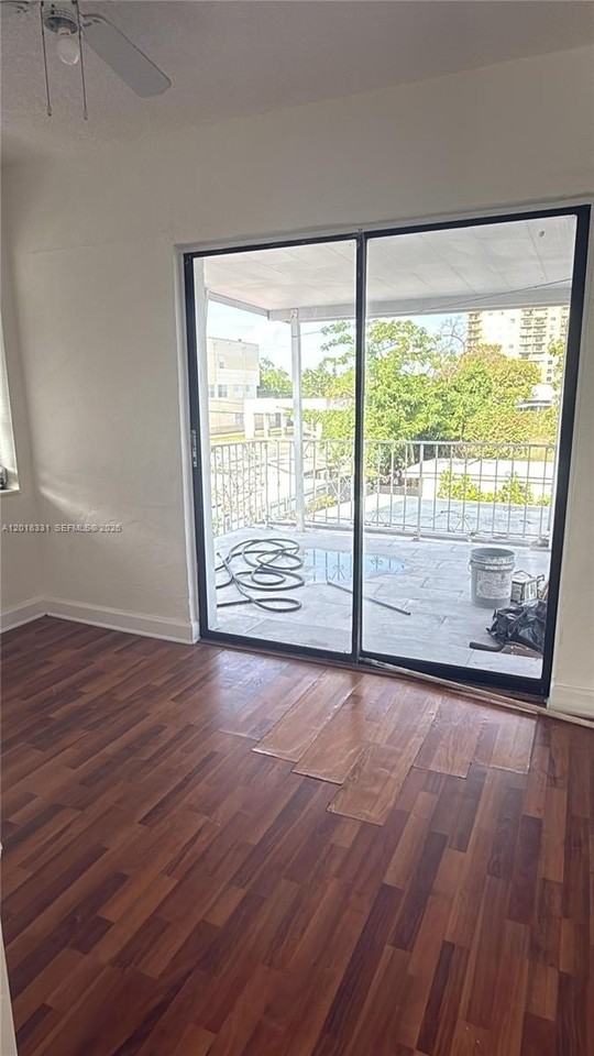 133 Nw 43rd Pl #B - Photo 5 of 25
