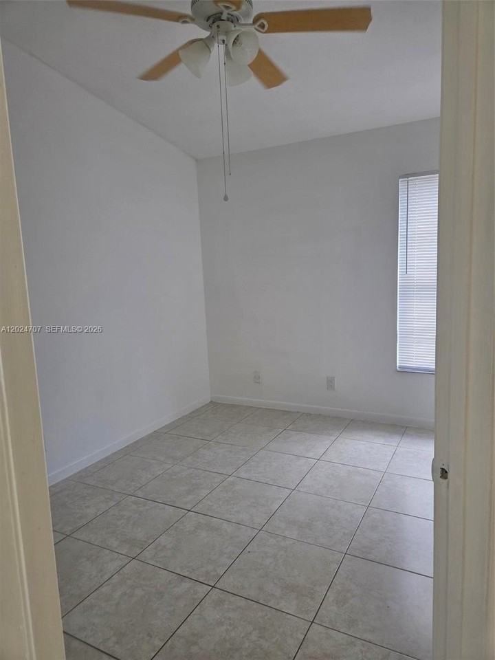 3686 Nw 83rd Ln #3686 - Photo 6 of 17