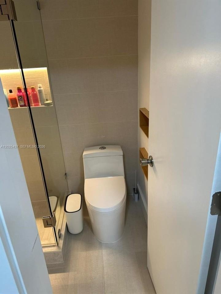 8135 Nw 108th Ave #0 - Photo 5 of 14