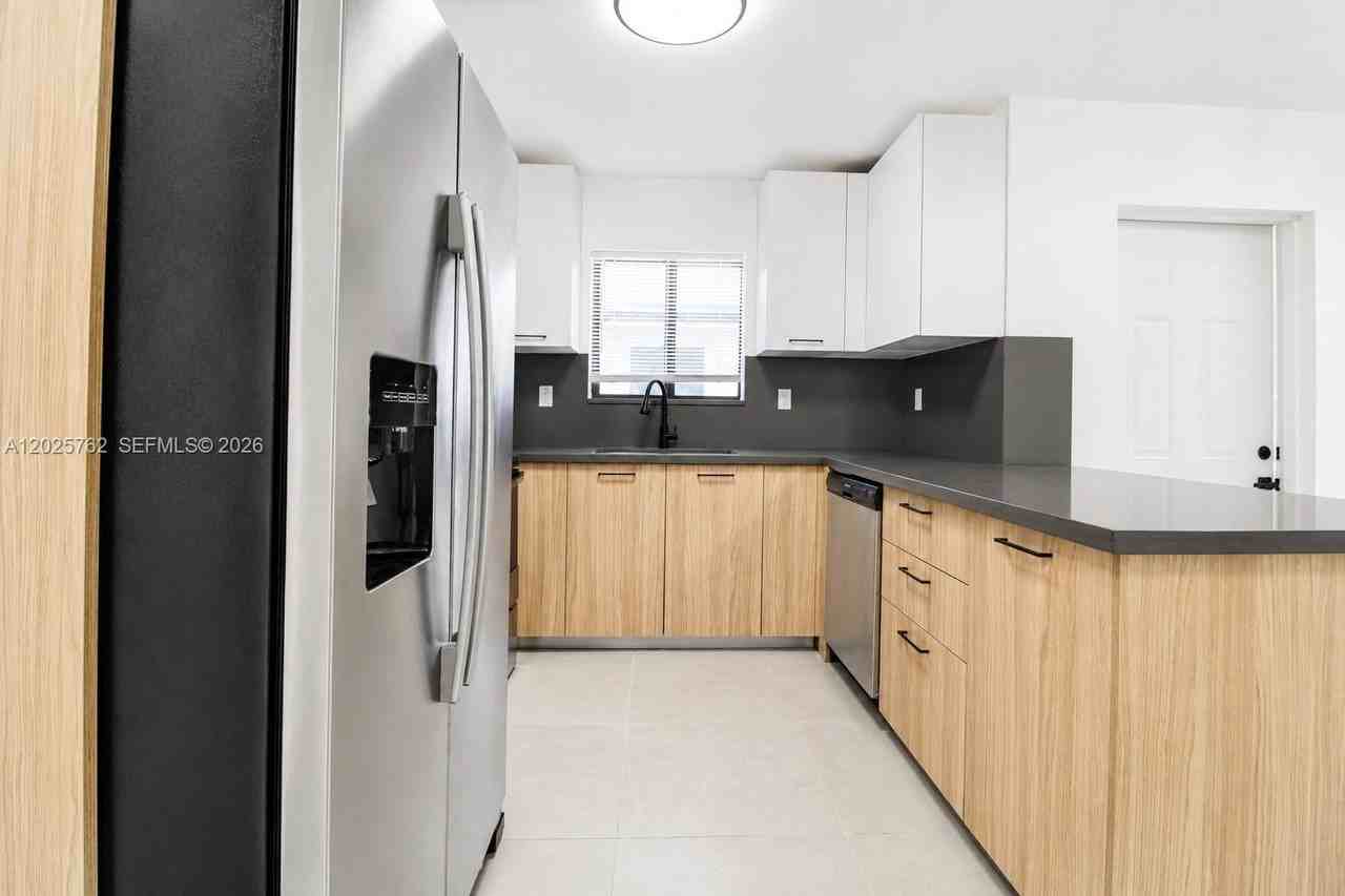 1834 Nw 63rd St #1834 - Photo 5 of 16