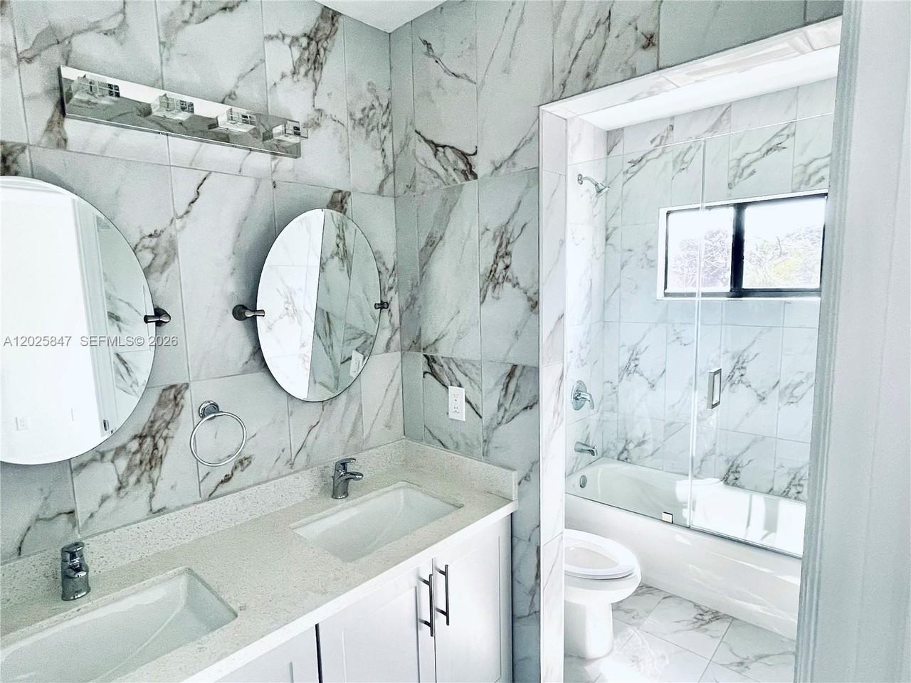 11920 Sw 212th St #11920 - Photo 2 of 4