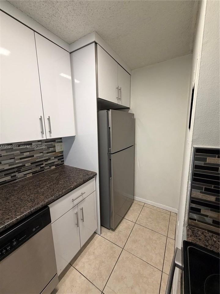 7429 Sw 152nd Ave #13-205 - Photo 4 of 19