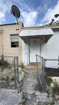 1919 Sw 2nd St #B - Photo 1 of 1