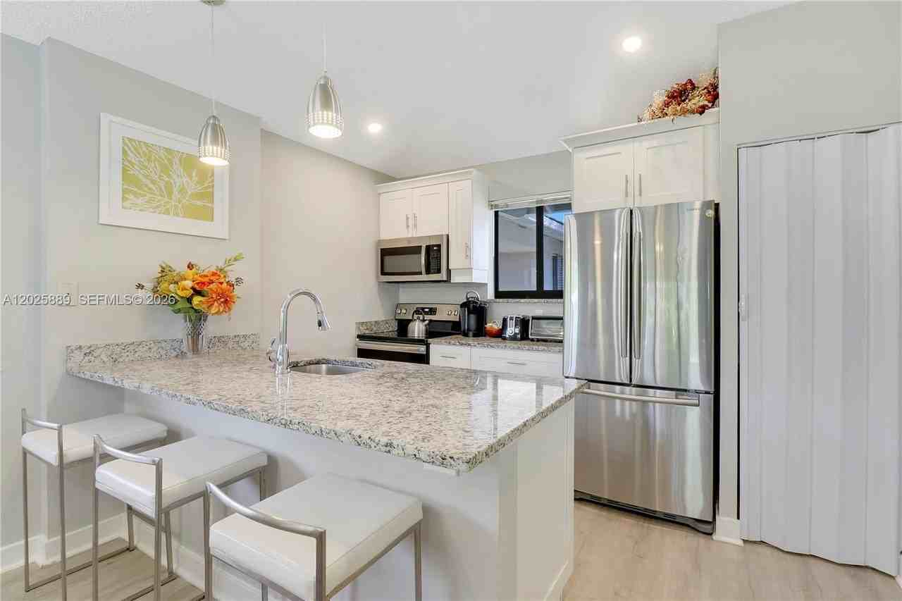 105 Club Dr #105 - Photo 3 of 25