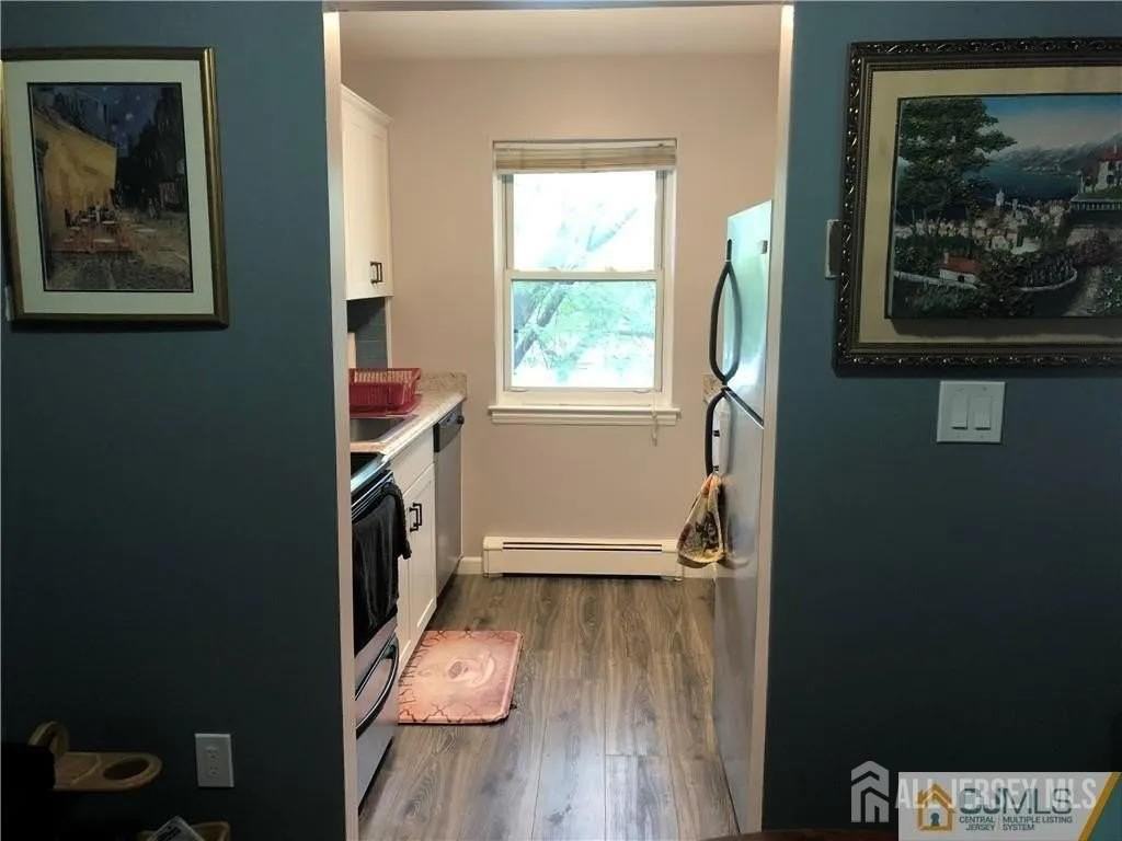 289 Main St #11D - Photo 5 of 16