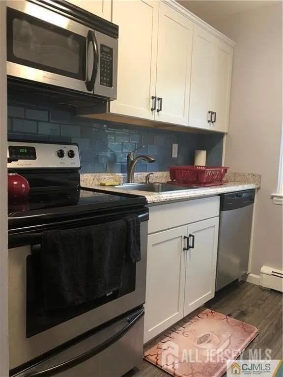 289 Main St #11D - Photo 6 of 16