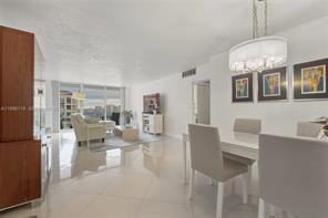 2096 S Ocean Dr - Photo 4 of 8