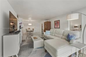 2096 S Ocean Dr - Photo 7 of 8