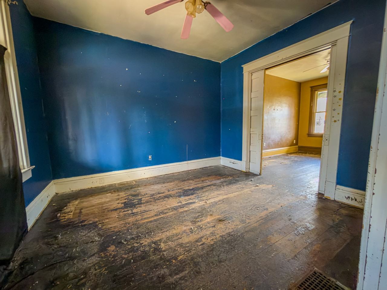 1136 Reservoir Ave #1 - Photo 4 of 18