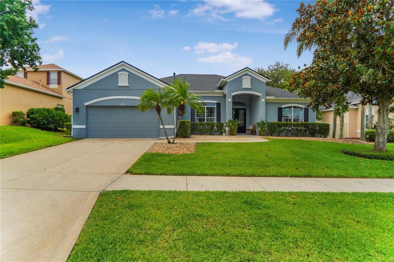 2884 Majestic Isle Dr - Photo 2 of 41
