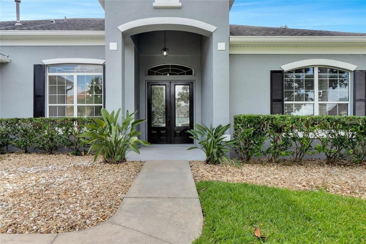 2884 Majestic Isle Dr - Photo 3 of 41