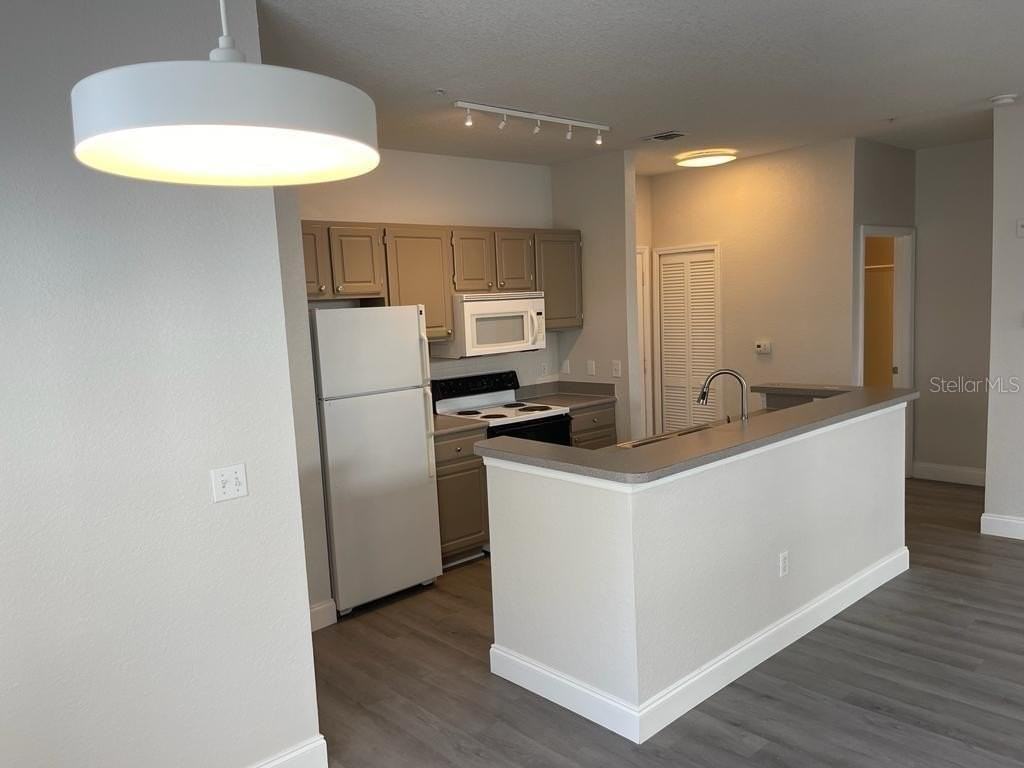 2513 Maitland Crossing Way #14102 - Photo 7 of 32