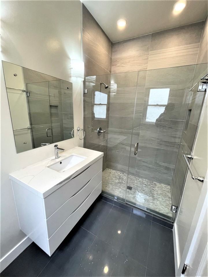 359 29th St #359 - Photo 6 of 14