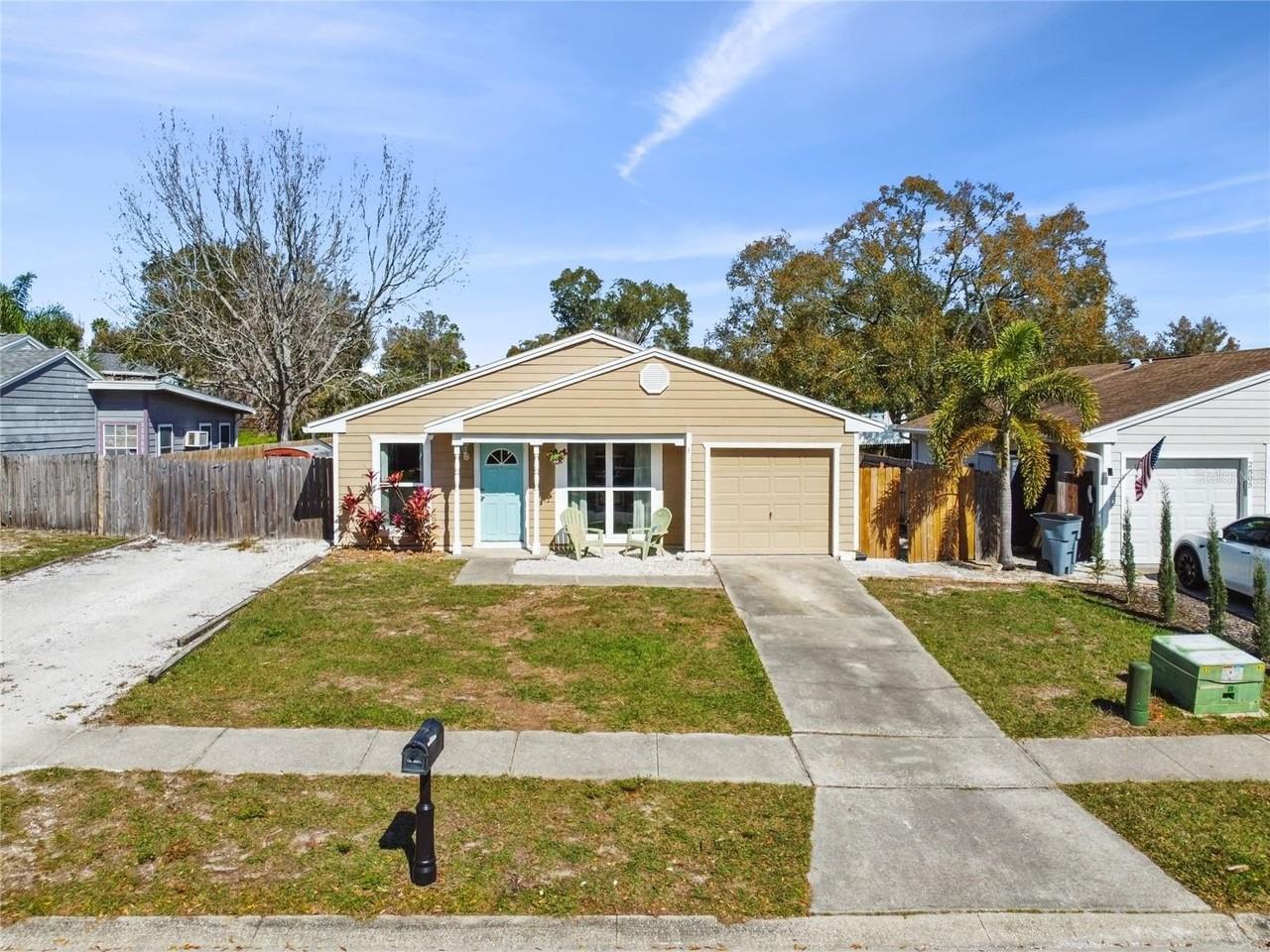 2803 Northcote Dr - Photo 2 of 36