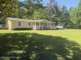 featured image of 1552 S Mullins Rd