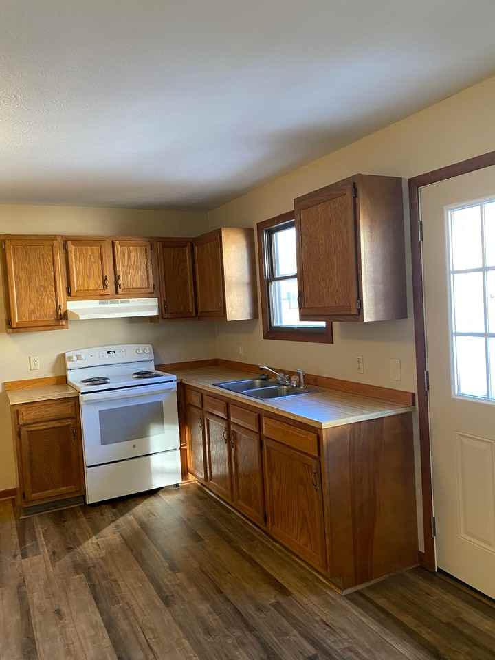 640 Bob White Ln #1 - Photo 3 of 10