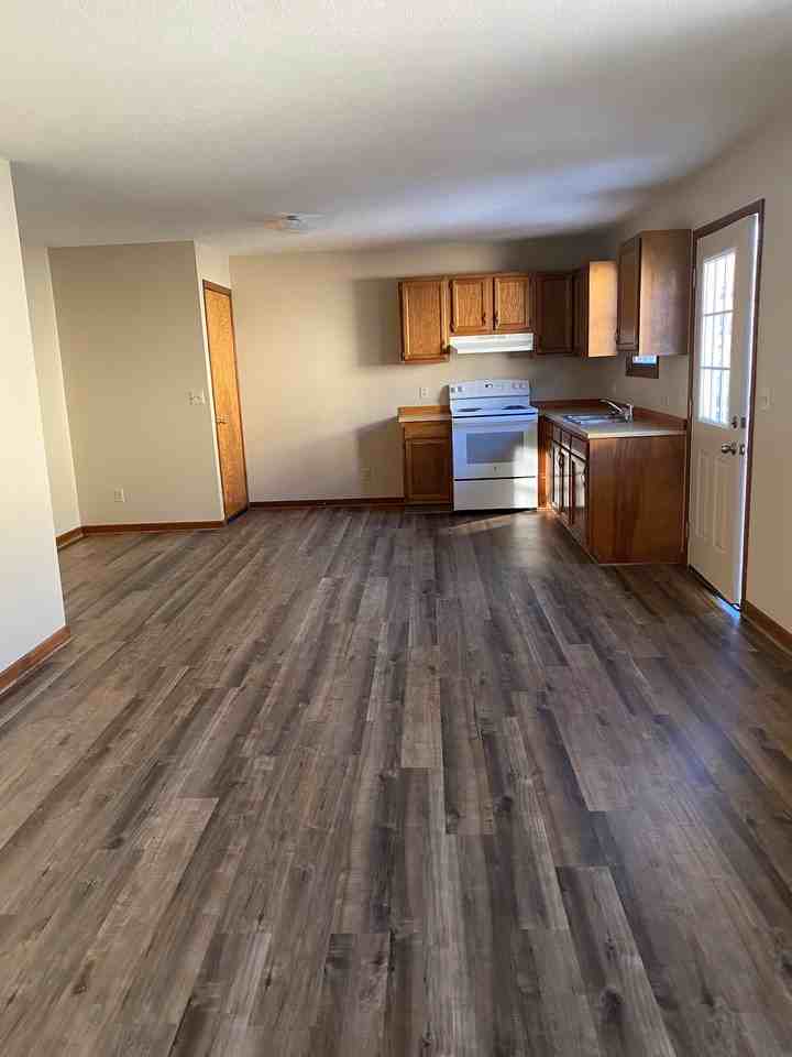 640 Bob White Ln #1 - Photo 4 of 10