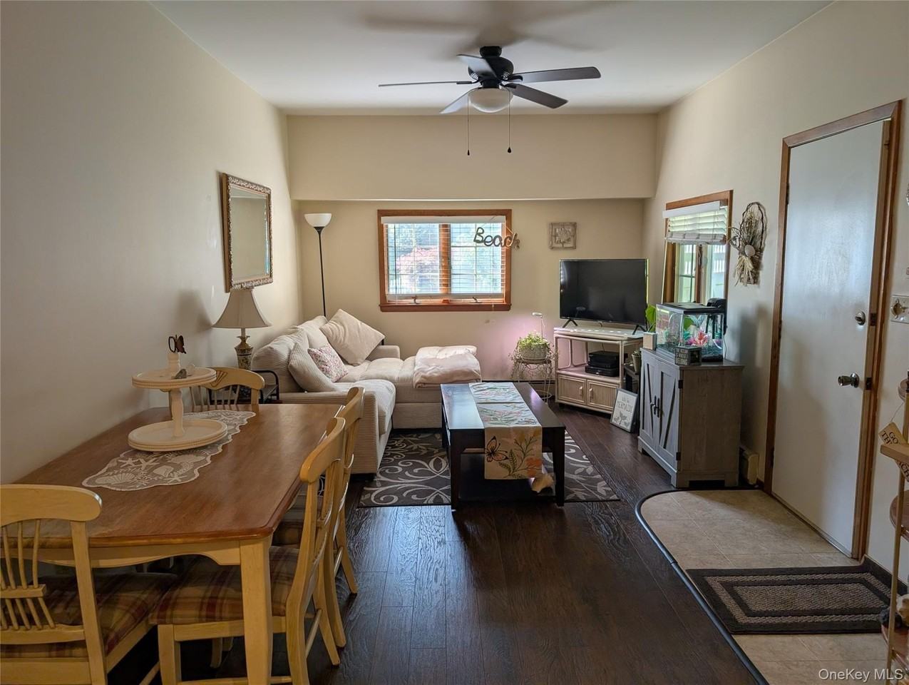 39 Wenwood Dr - Photo 2 of 6