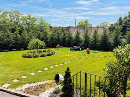 featured image of 52 Miller Pl