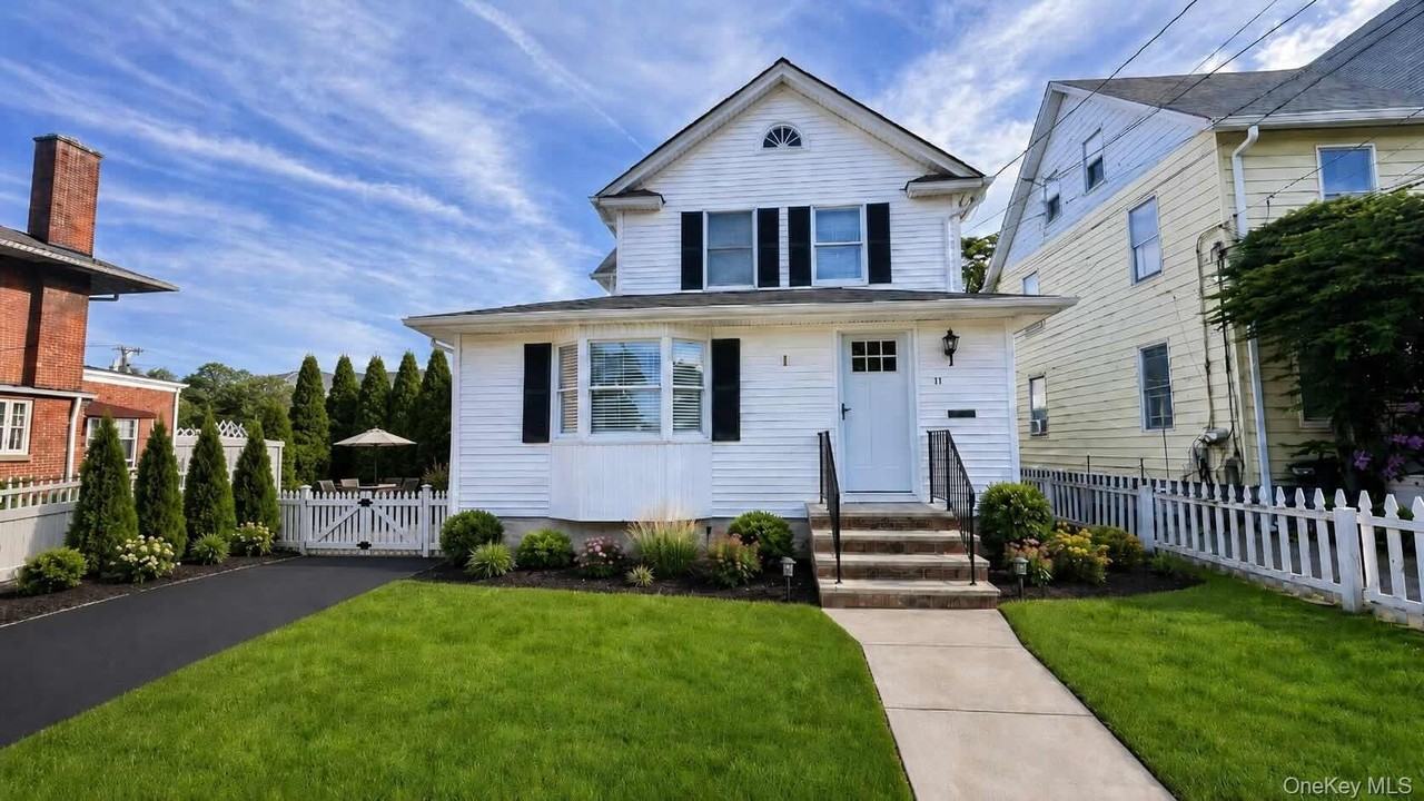 11 Tooker Ave
