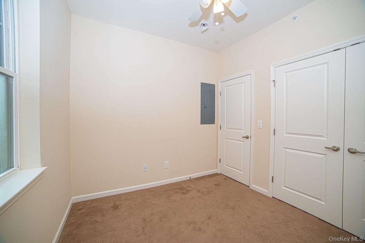 12 Sophia Ct - Photo 2 of 23