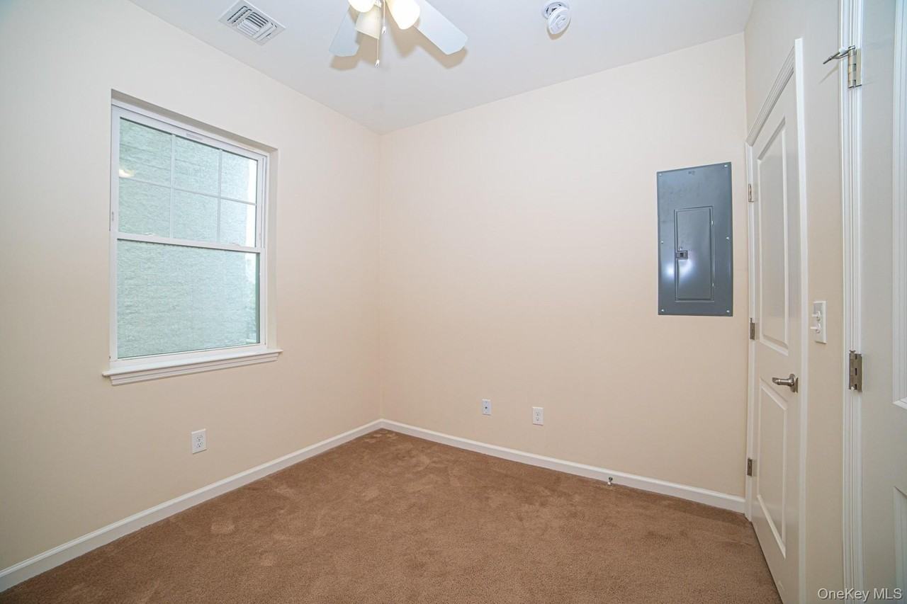 12 Sophia Ct - Photo 3 of 23