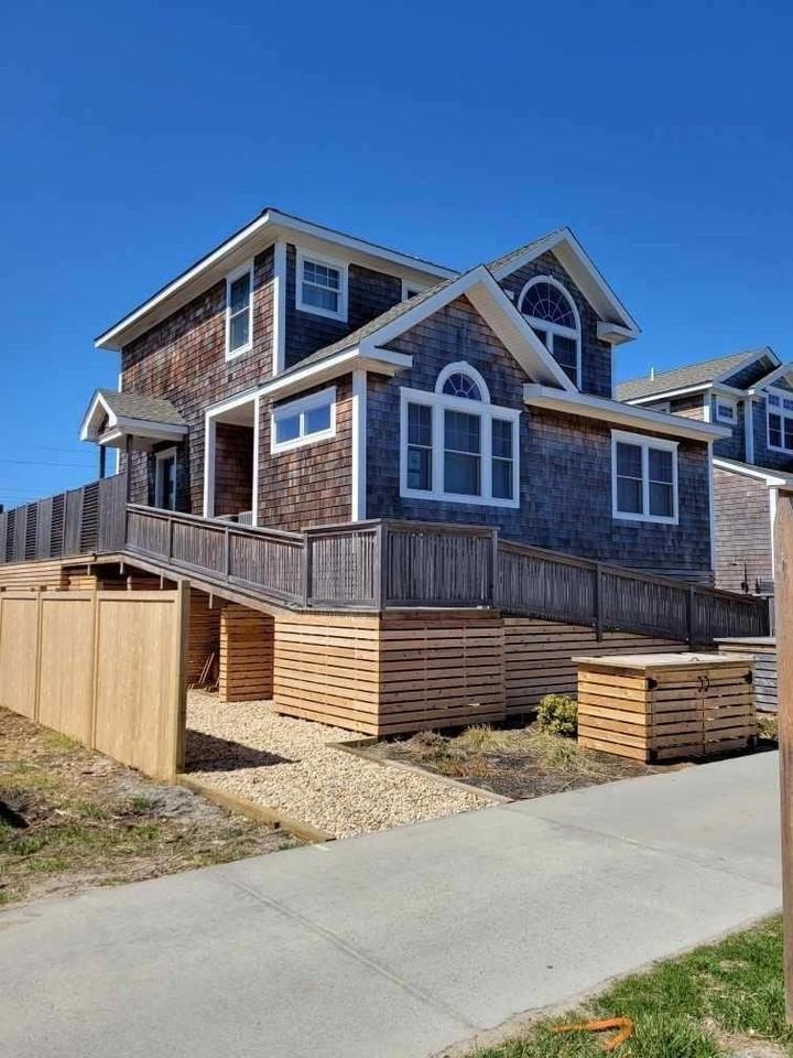 345 Dehnhoff Walk - Photo 2 of 12