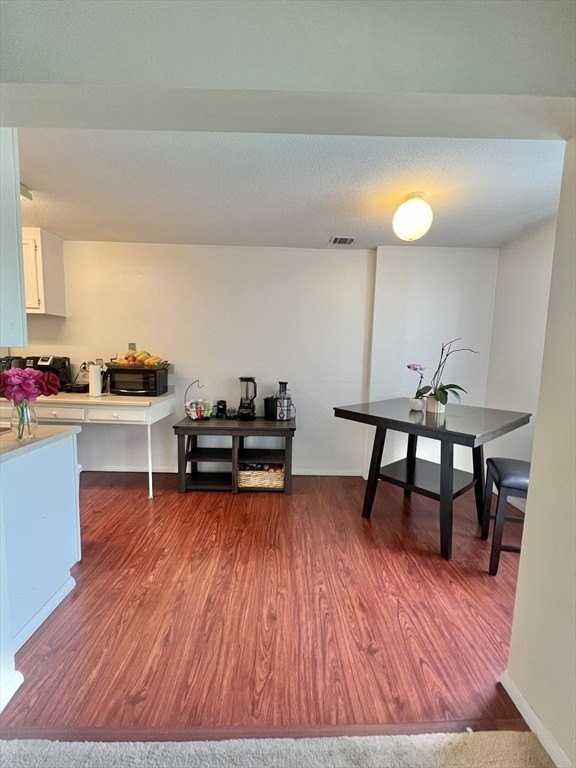 2 Shrewsbury Green Dr #I - Photo 7 of 37