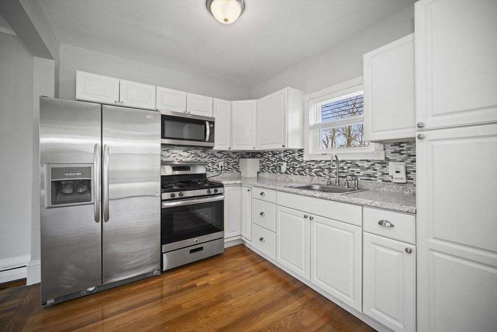 465 High St #2 - Photo 3 of 12
