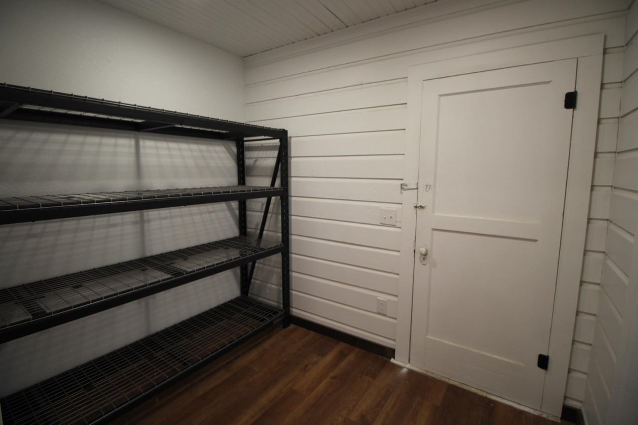 1015 W Kuykendall St #1 - Photo 7 of 15