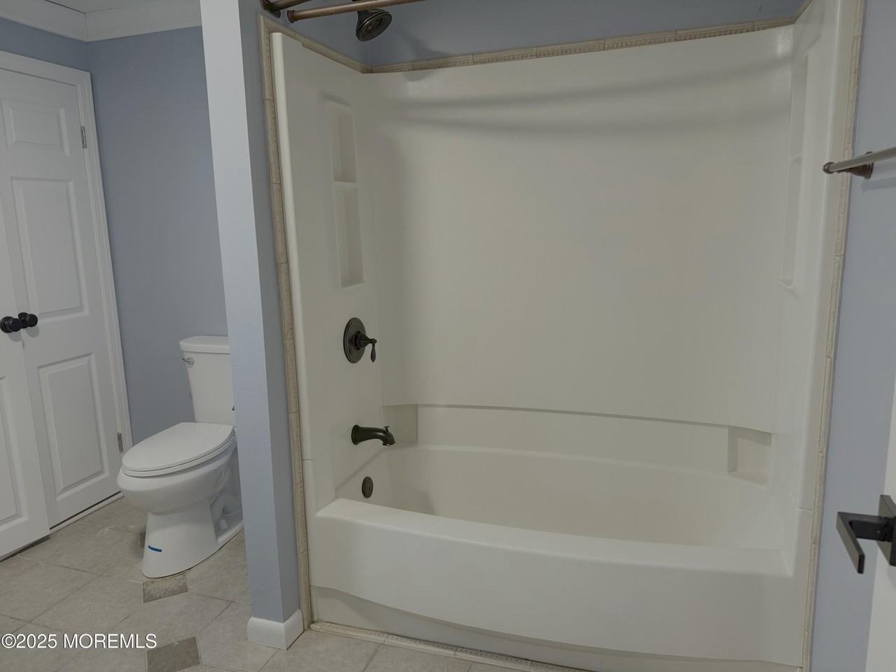 22 Bay Ave - Photo 7 of 15