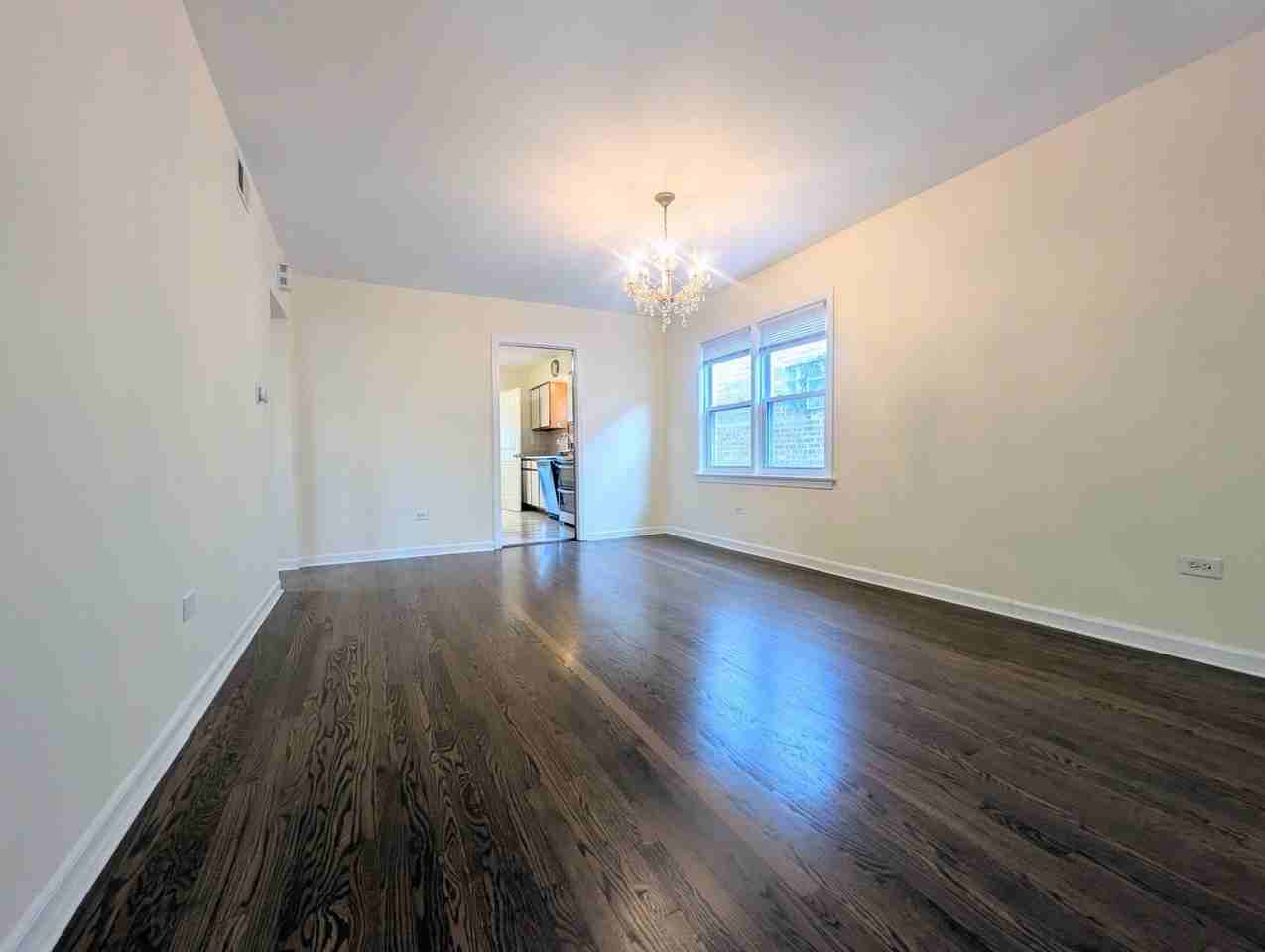 5535 N Central Ave #2 - Photo 5 of 17