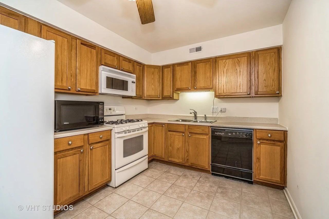 1450 Sandpebble Dr #227 - Photo 6 of 11