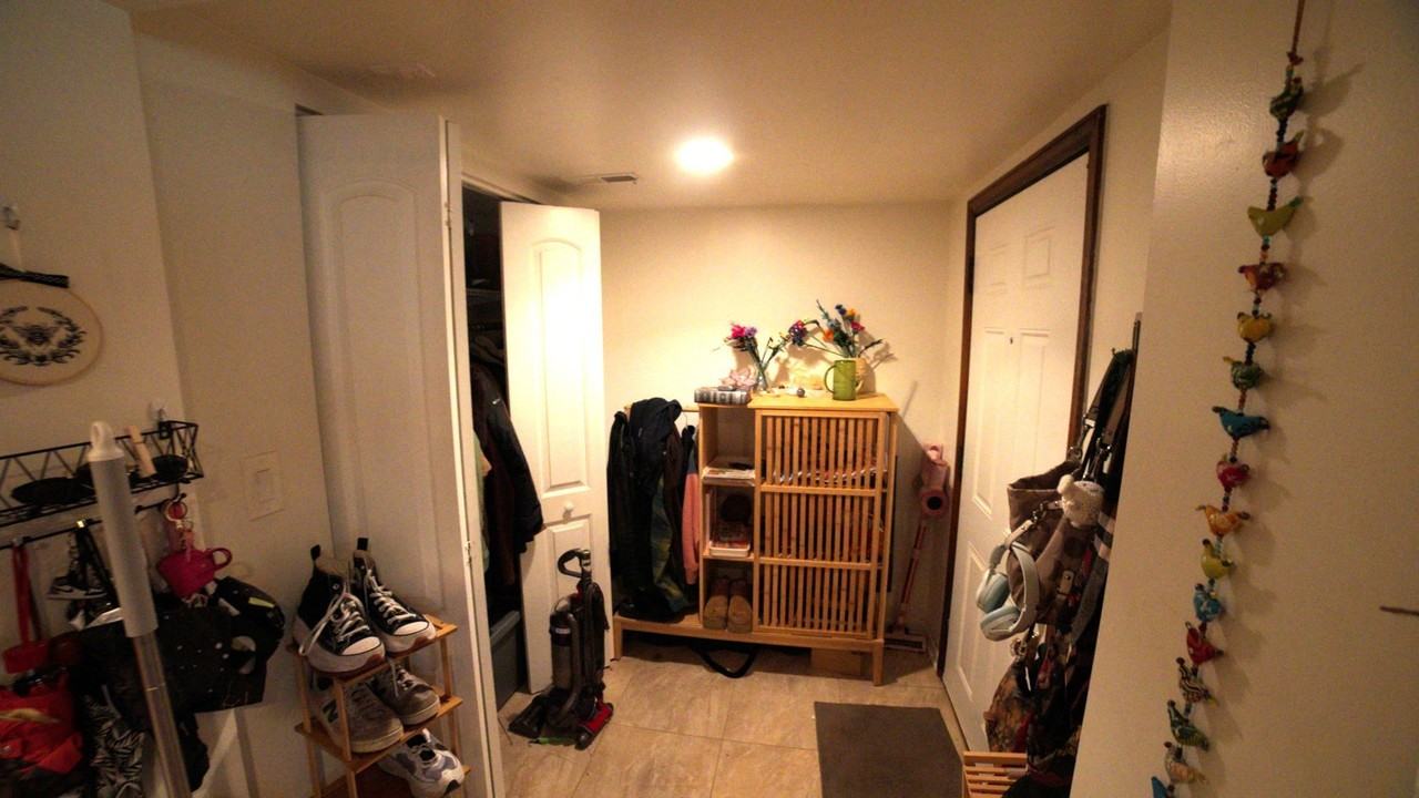 633 W Fullerton Pkwy #G - Photo 2 of 16