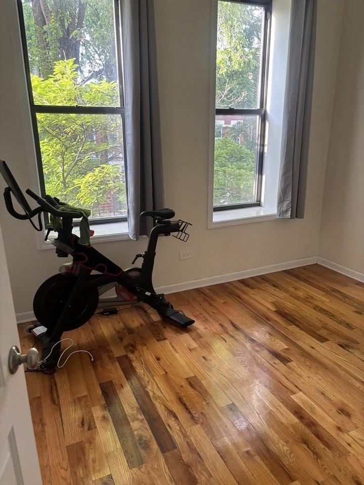 1421 W Huron St #2F - Photo 7 of 11