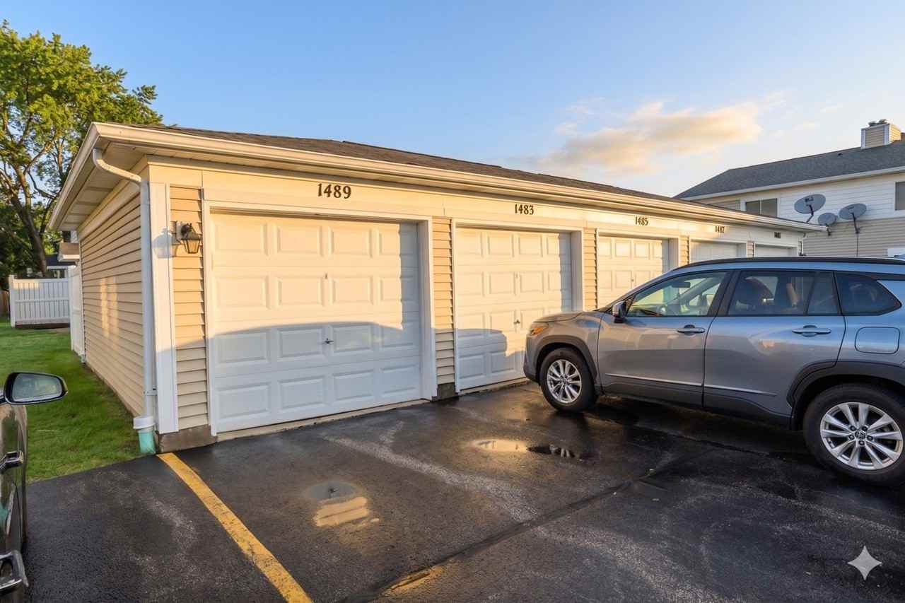 1483 Cornell Ct #1483 - Photo 4 of 20