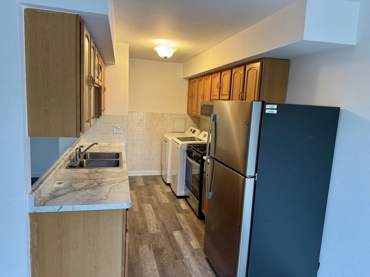 1483 Cornell Ct #1483 - Photo 7 of 20