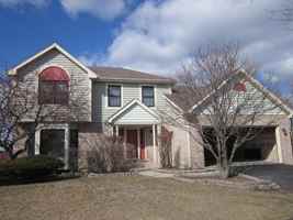 featured image of 3690 Baybrook Dr