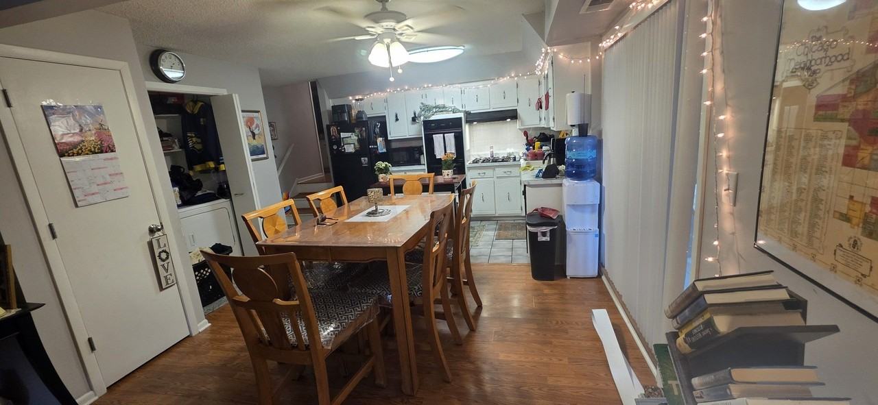 6230 S Newland Ave #1S - Photo 4 of 11