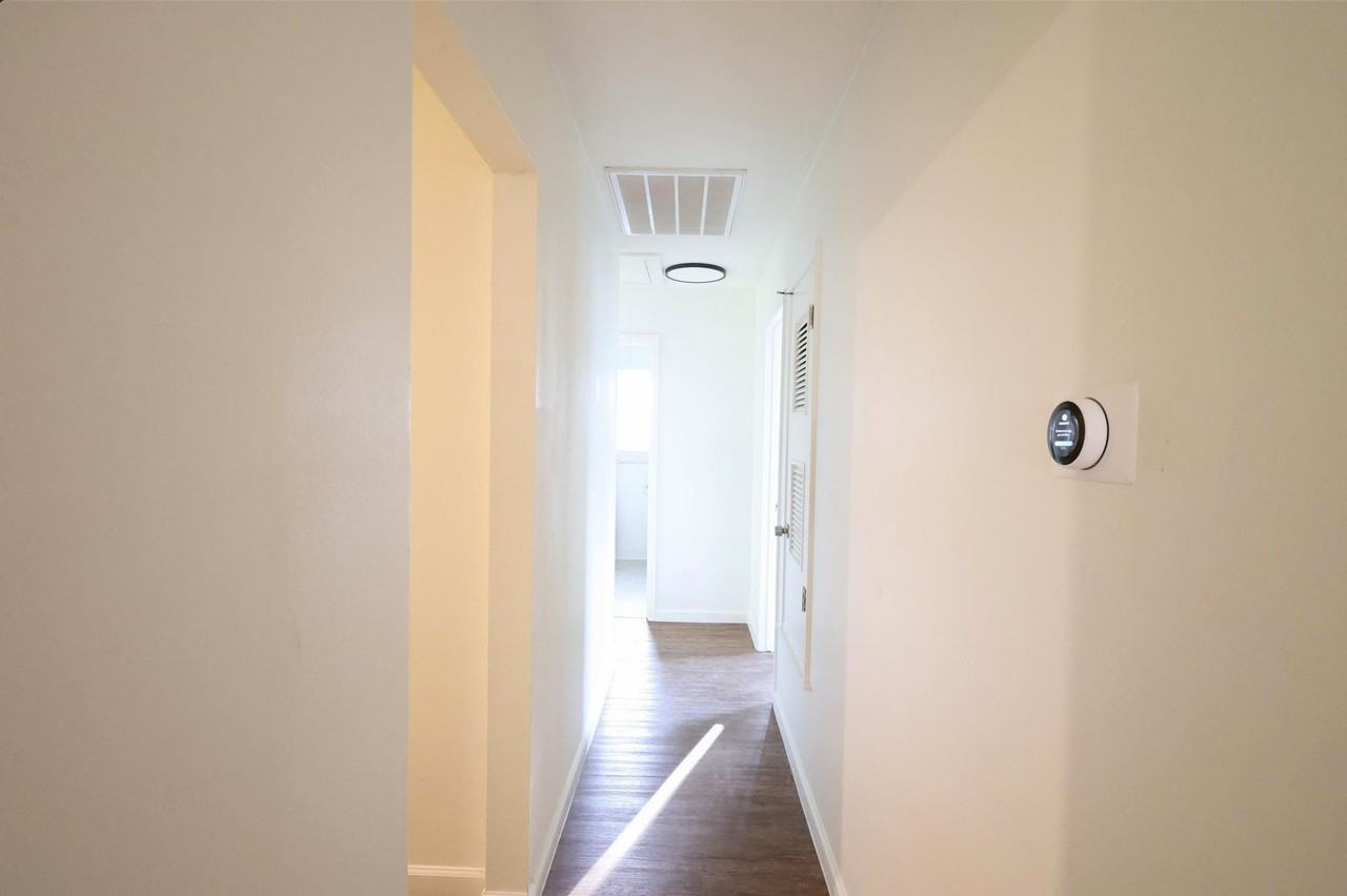 Partridge Cir - Photo 4 of 7