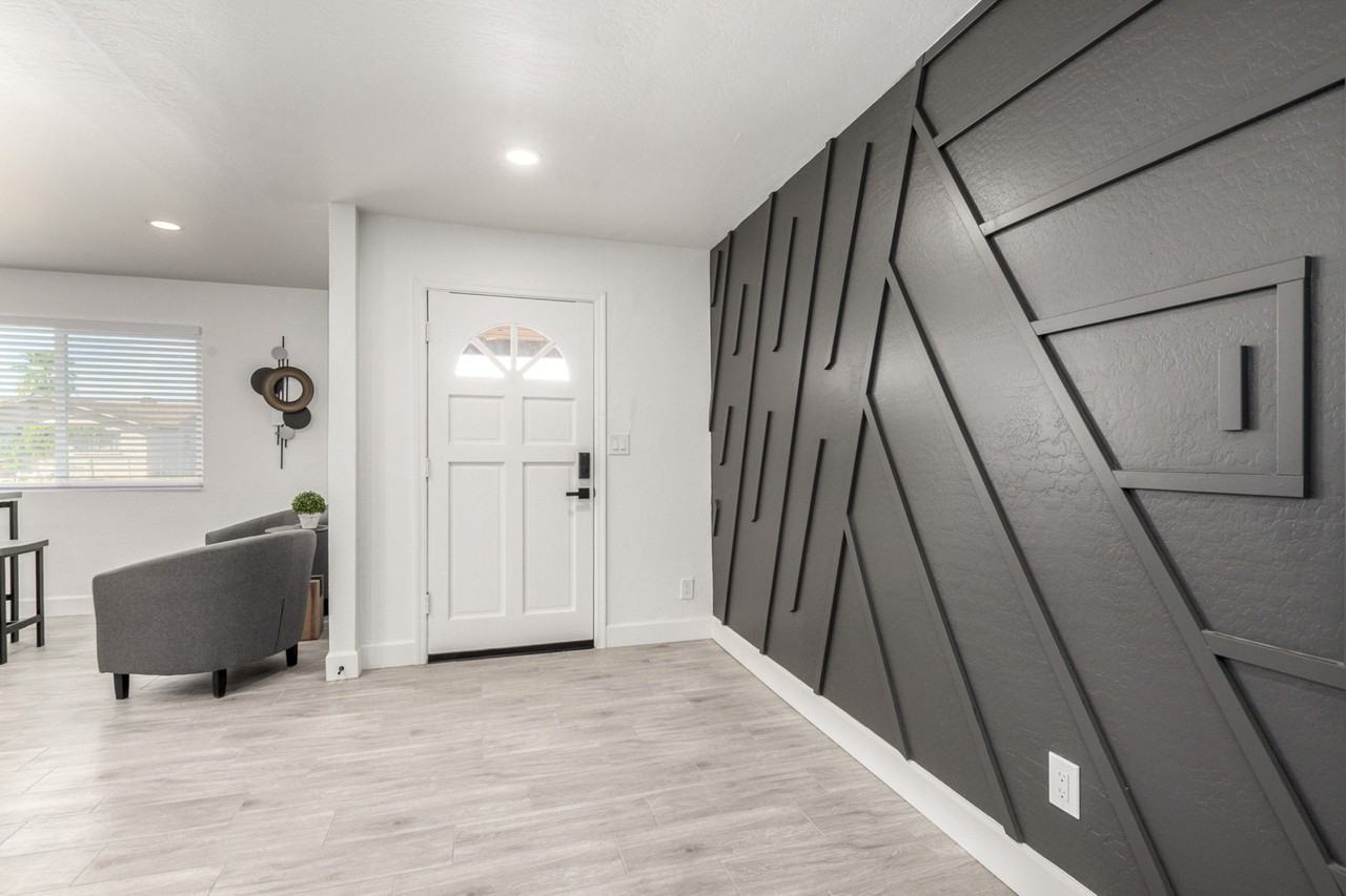 W 11th Dr - Photo 5 of 14