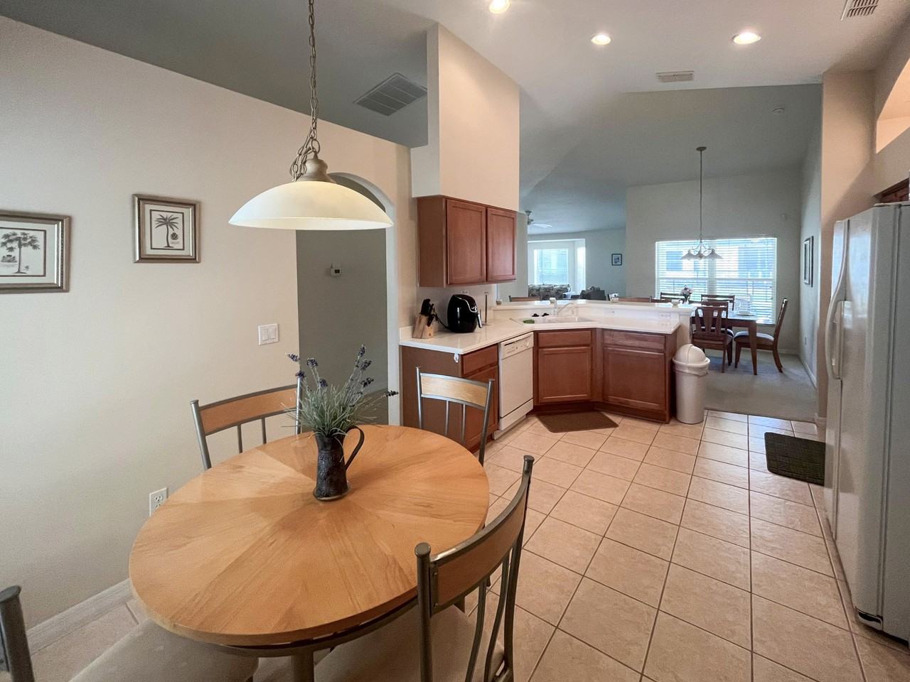 Chaucer Ave - Photo 3 of 10