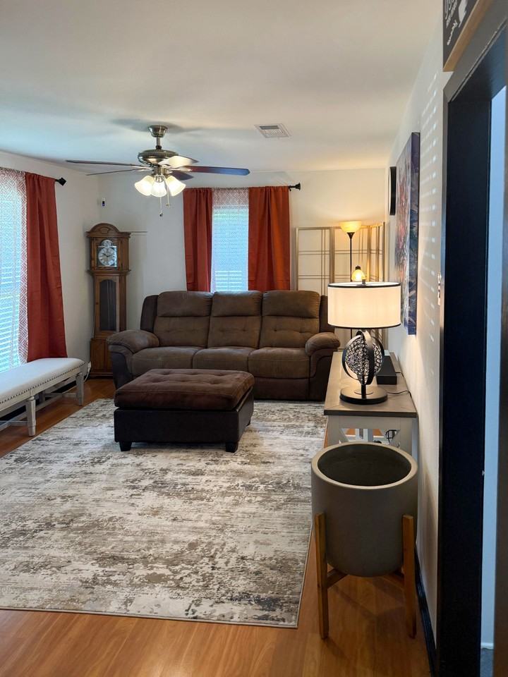Oleander Dr - Photo 5 of 40
