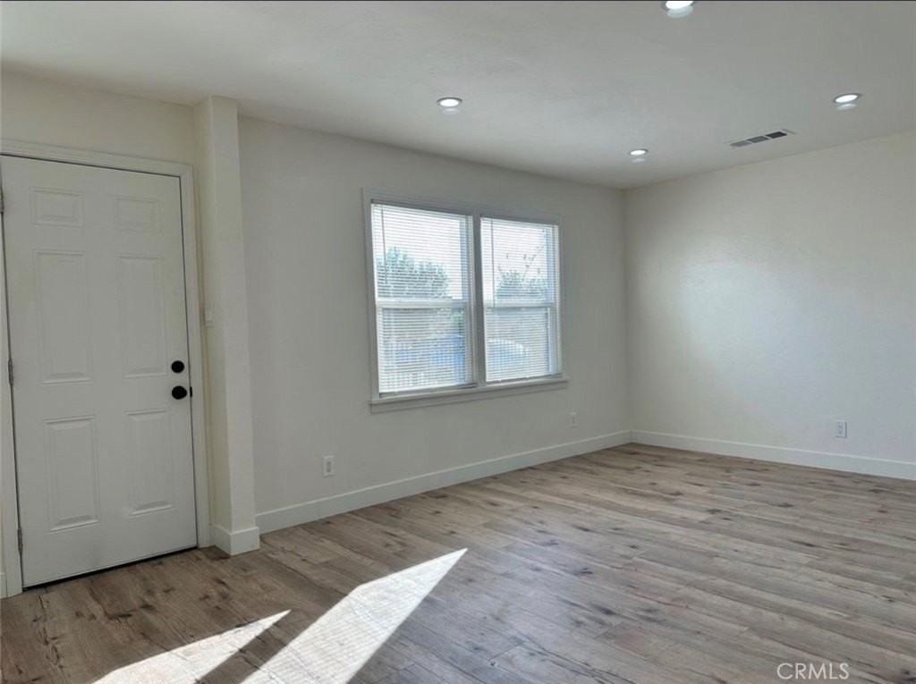3136 Monterey St - Photo 6 of 20