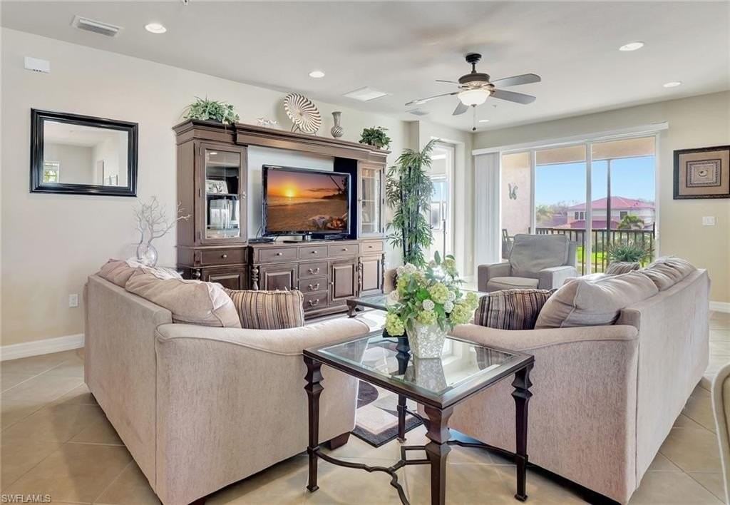 6548 Monterey Pt #204 - Photo 4 of 43