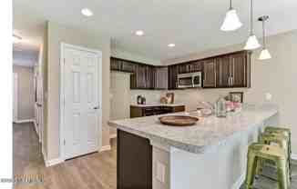 1308 Lake Shore Blvd - Photo 1 of 1