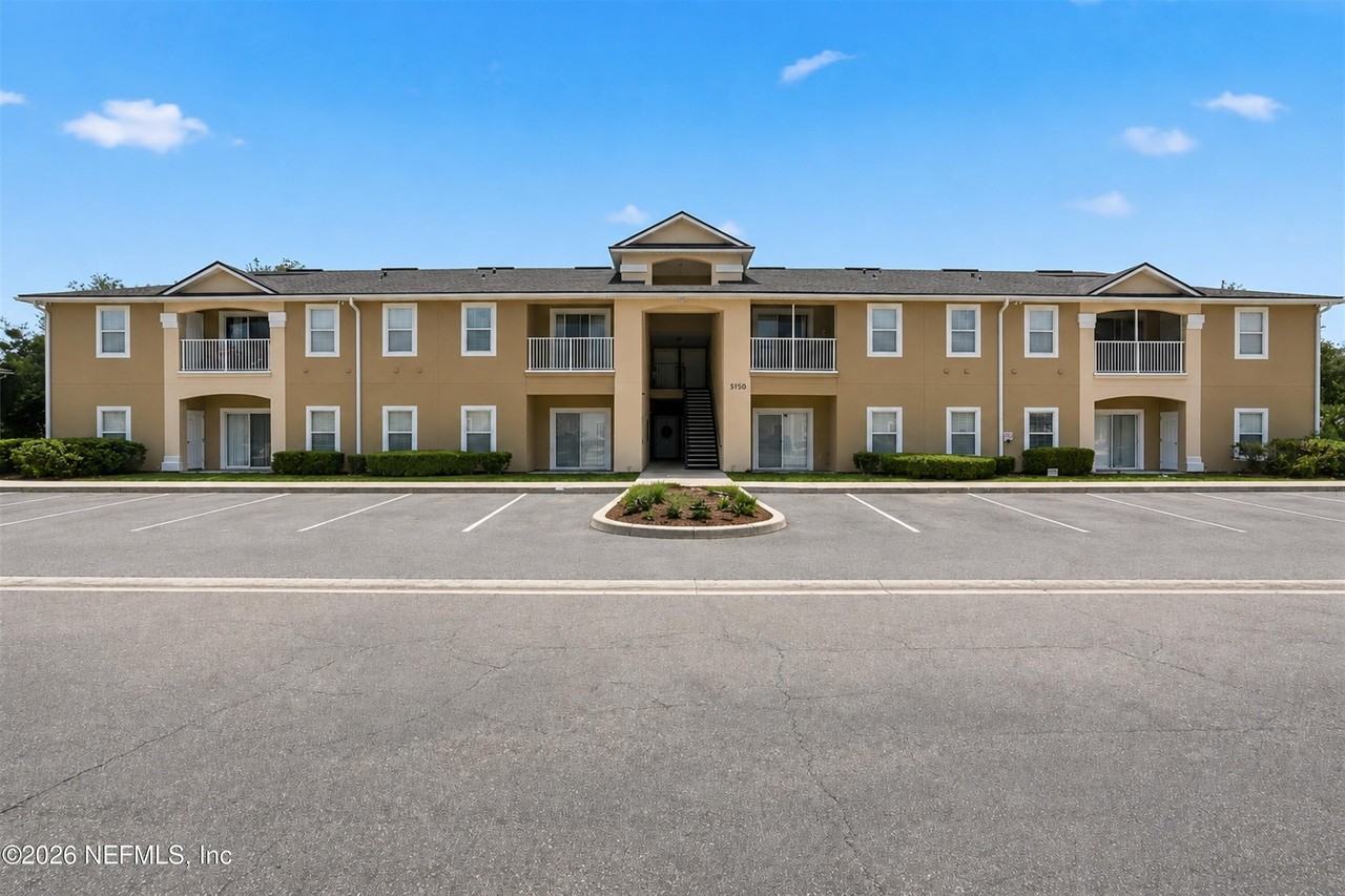 5150 Playpen Dr #4